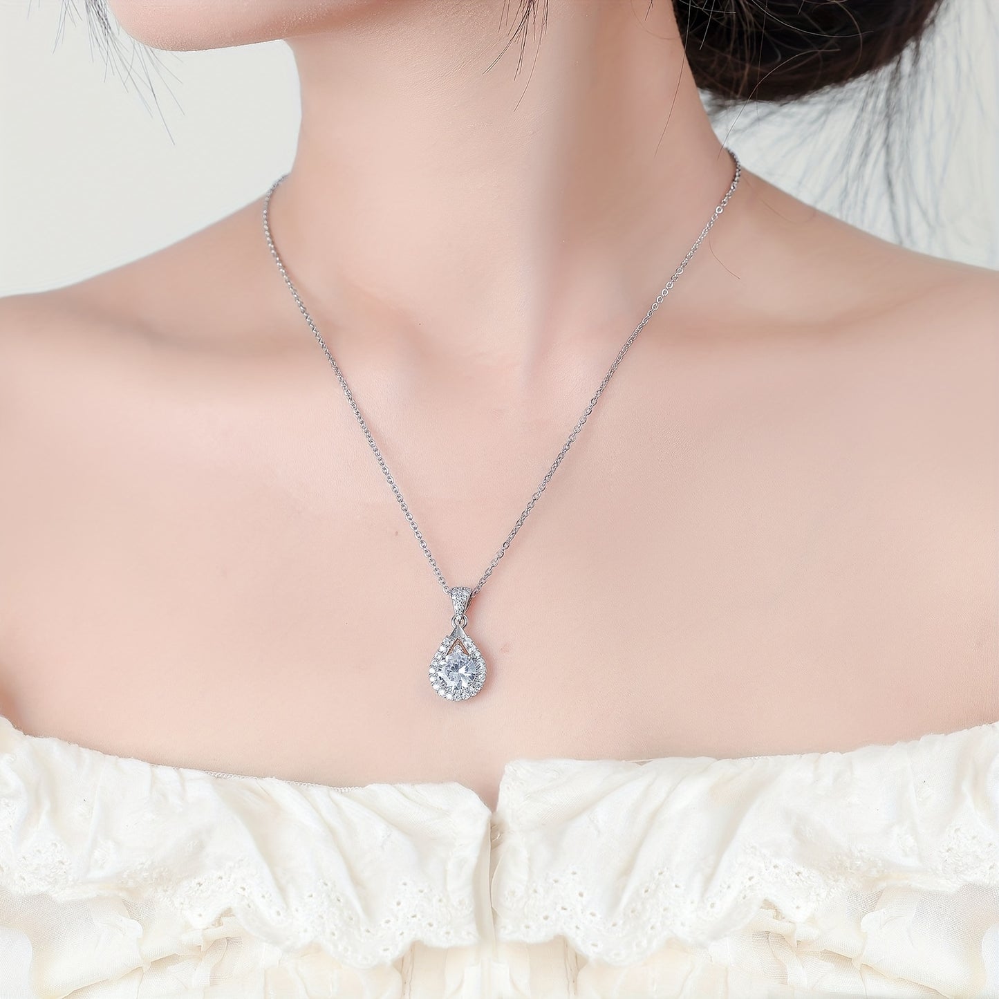 925 Sterling Silver Teardrop Moissanite Necklace – The Ultimate Elegant Gift for Her