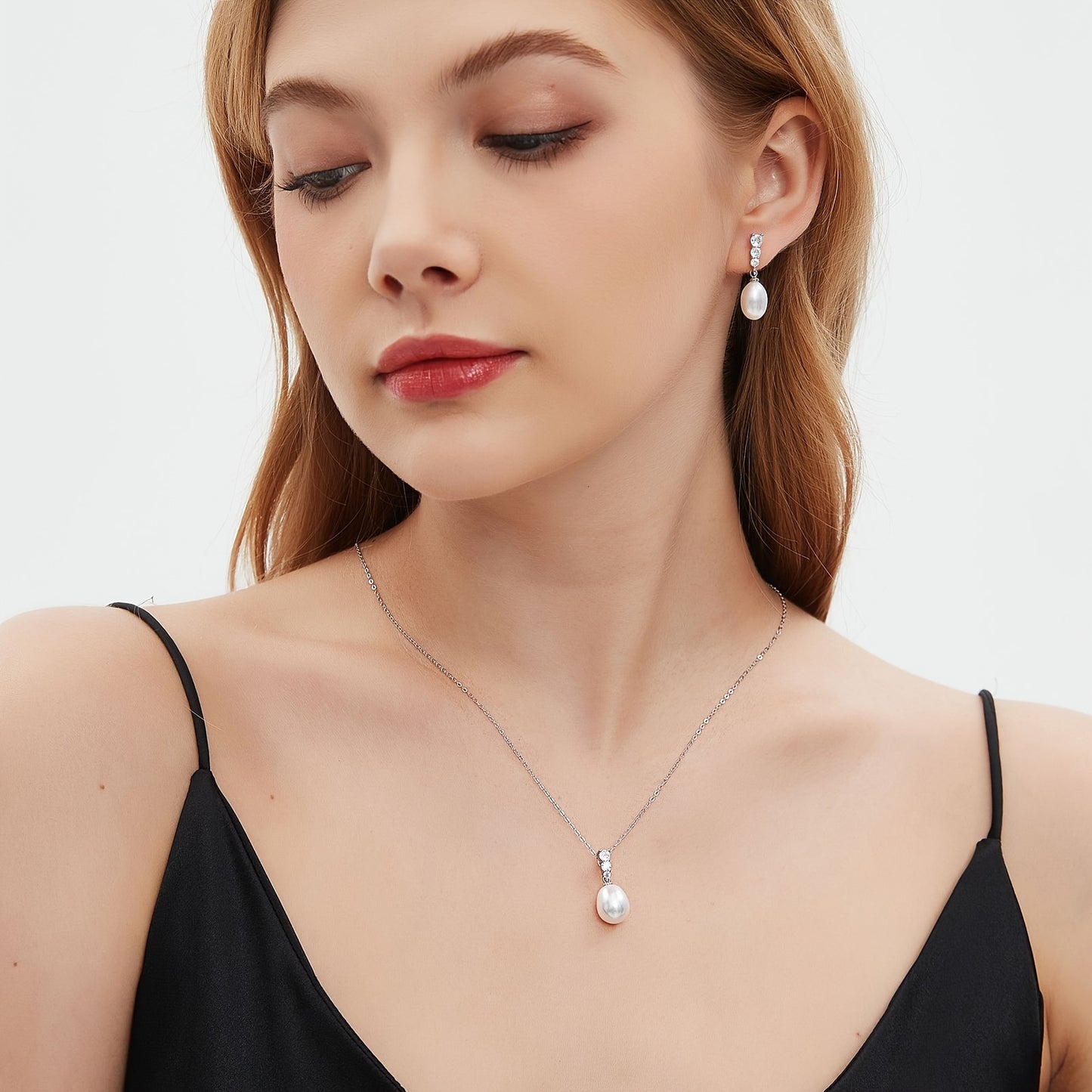 Elegant 925 Sterling Silver Freshwater Pearl Necklace & Earrings Set – Timeless Sophistication for Any Occasion!